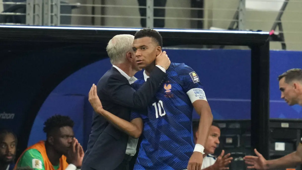 France - Angleterre : bien terminer pour Didier